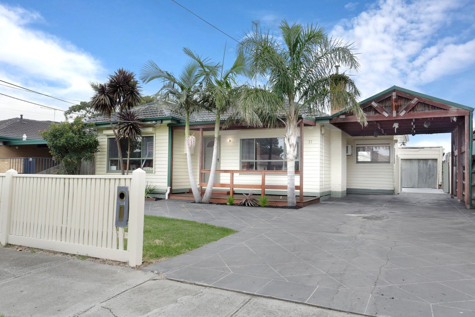 37 Hogan Street, Deer Park VIC 3023, Image 0