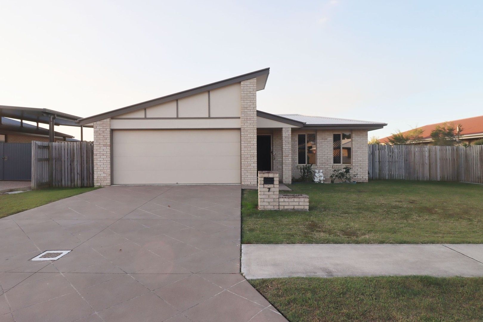 Sold 7 Shearwater Street, Kawungan QLD 4655 on 08 Sep 2023 2018679567