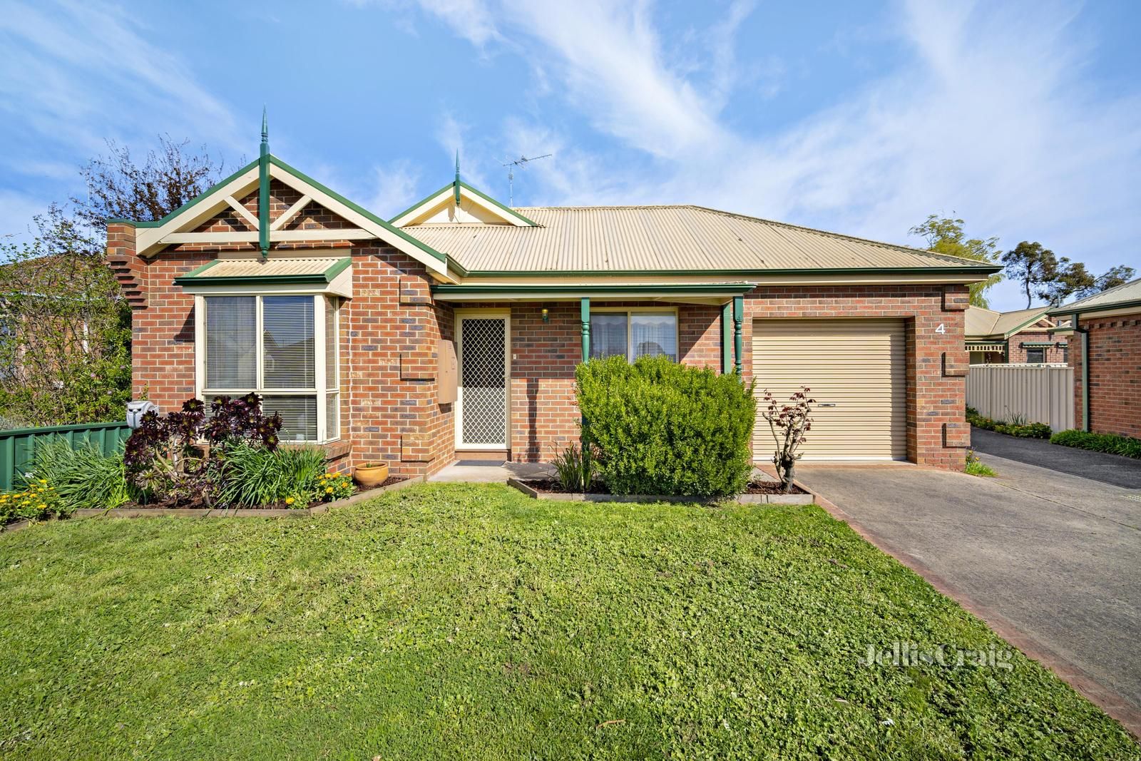 4/18 Verdon Street, Sebastopol VIC 3356, Image 0