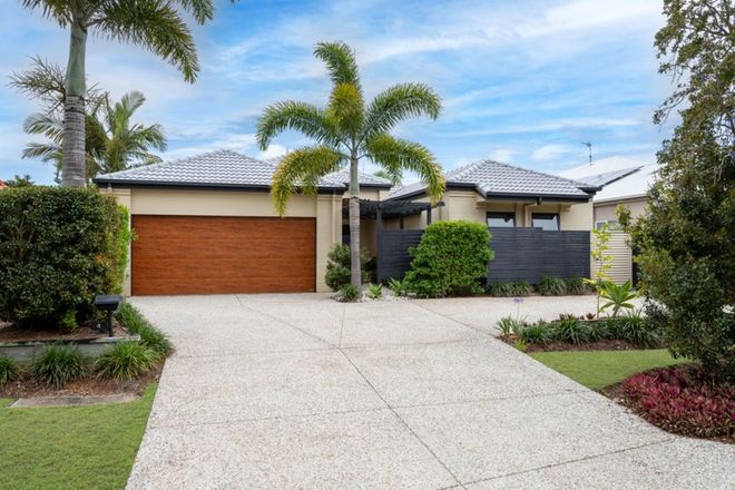 Picture of 4 Majorca Place, KAWANA ISLAND QLD 4575