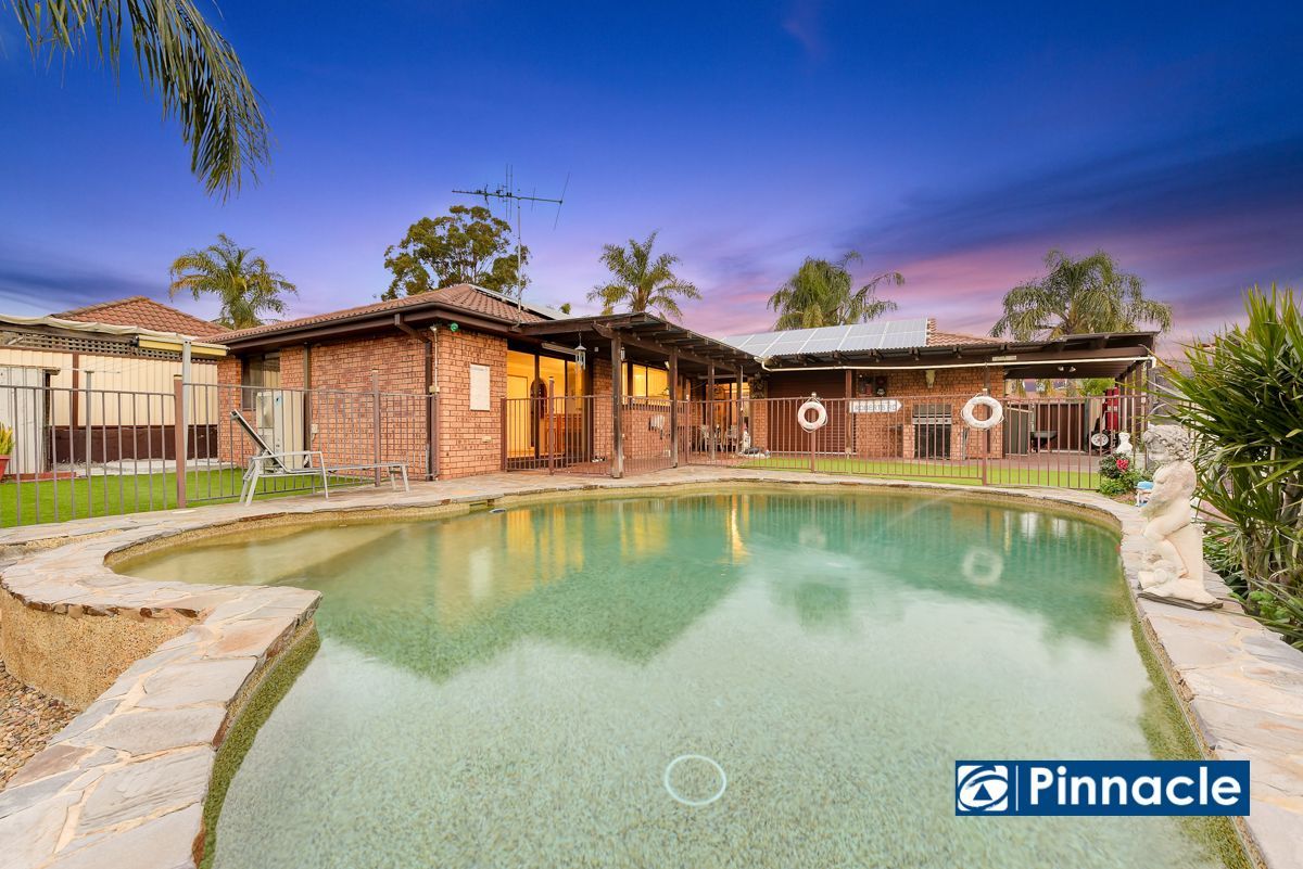 65 Kingfisher Avenue, Bossley Park NSW 2176, Image 1