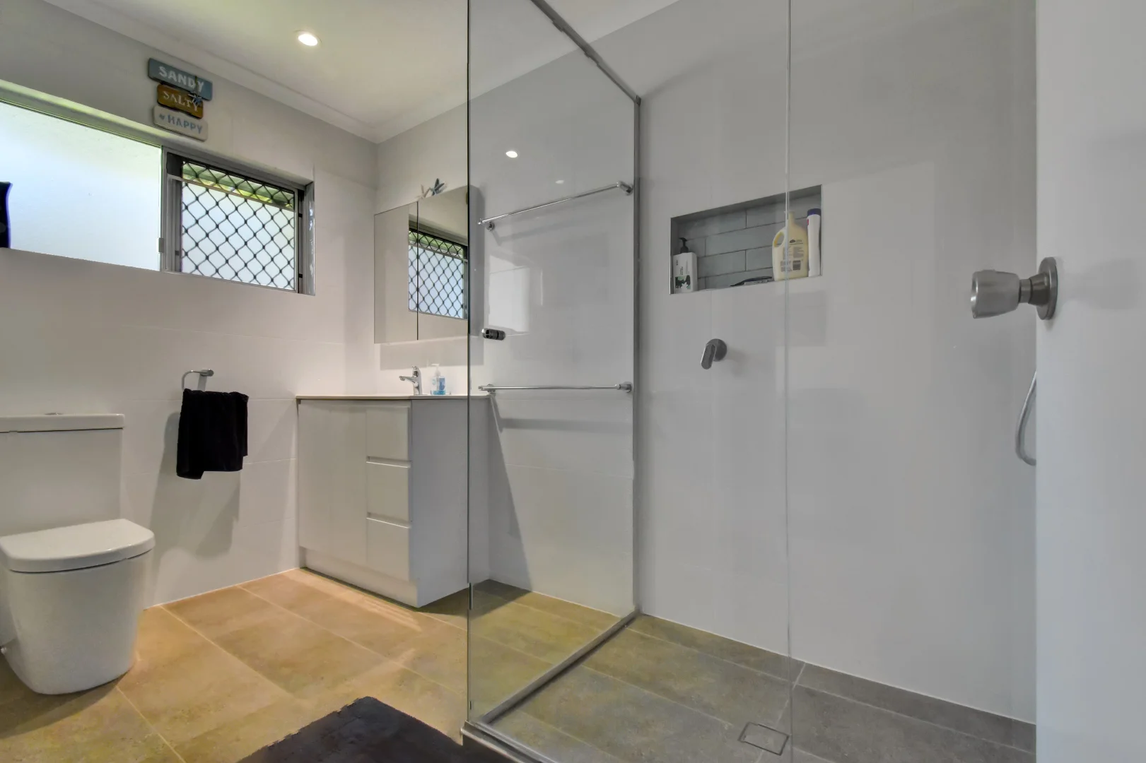 Additional image 7 of 2/6 Croydon Avenue, Currimundi QLD 4551