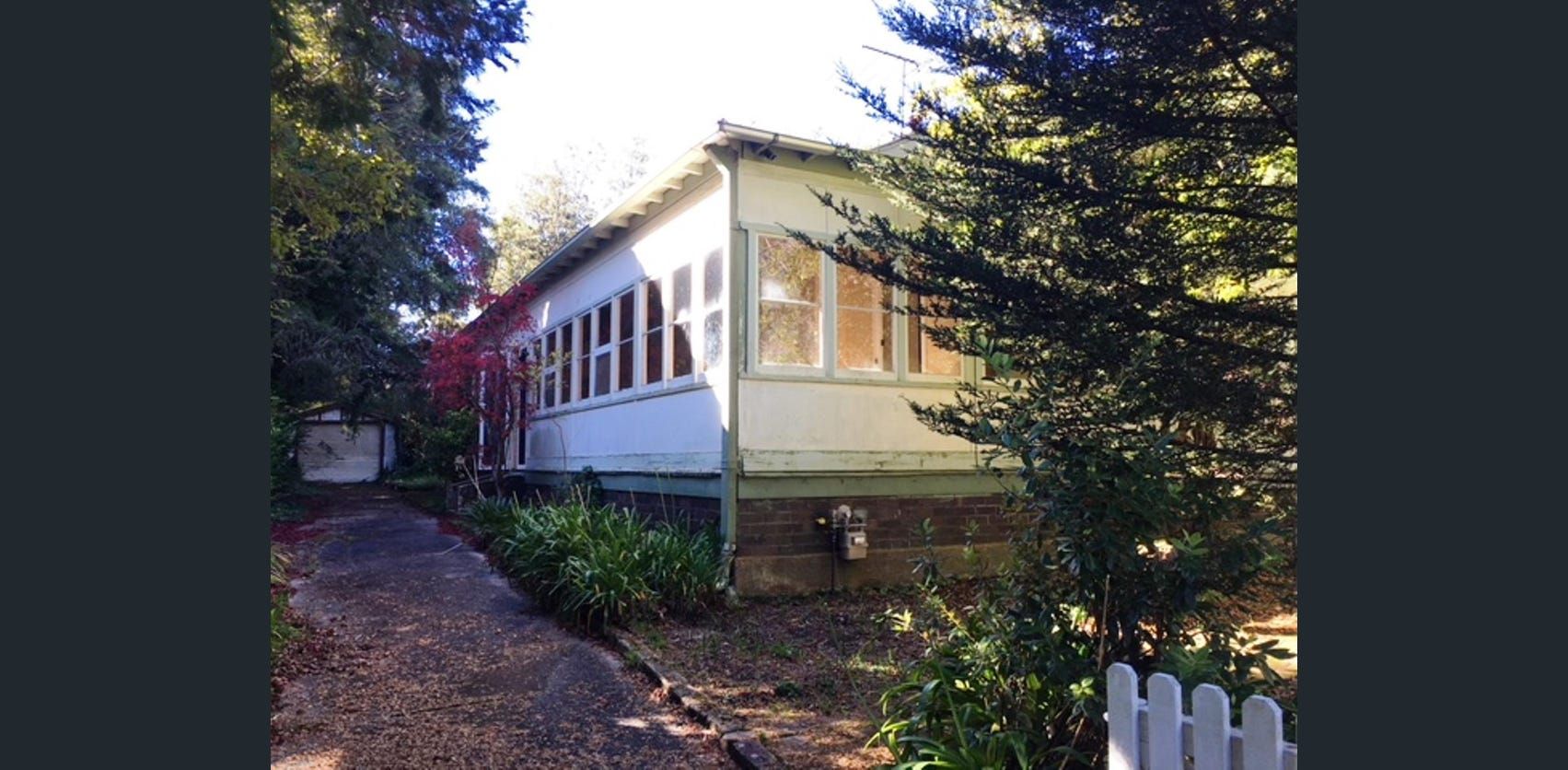 2 bedrooms House in 12 Lilianfels Avenue KATOOMBA NSW, 2780