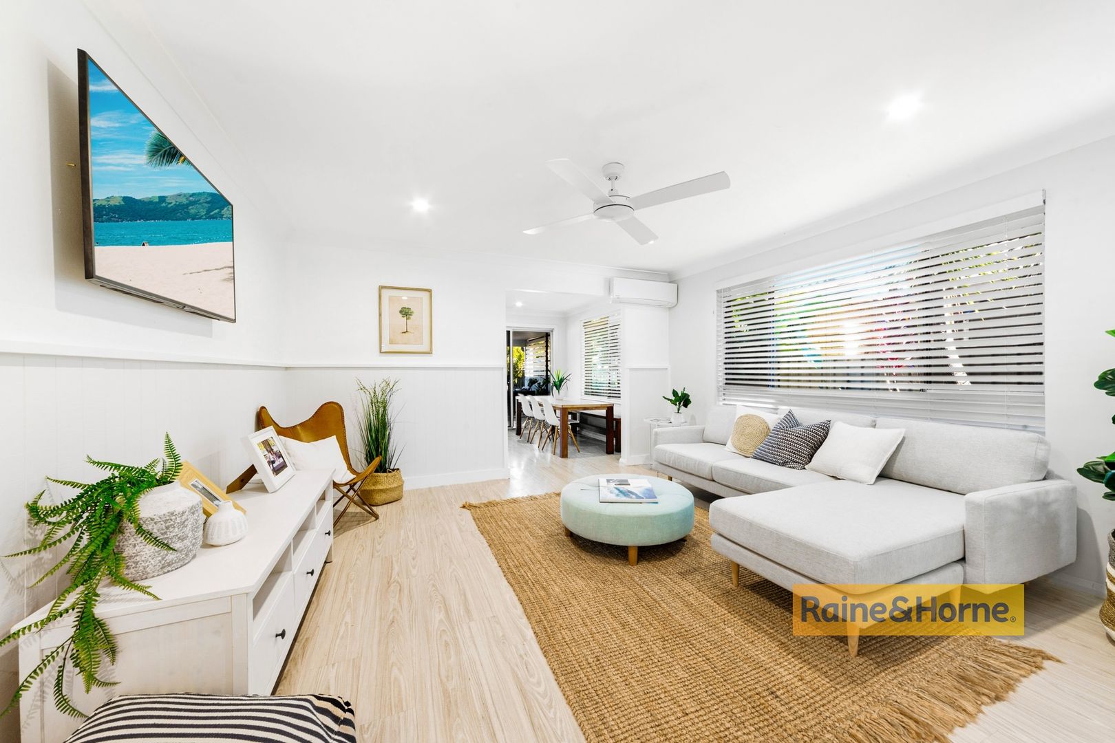 3 bedrooms House in 4 Airly Road UMINA BEACH NSW, 2257