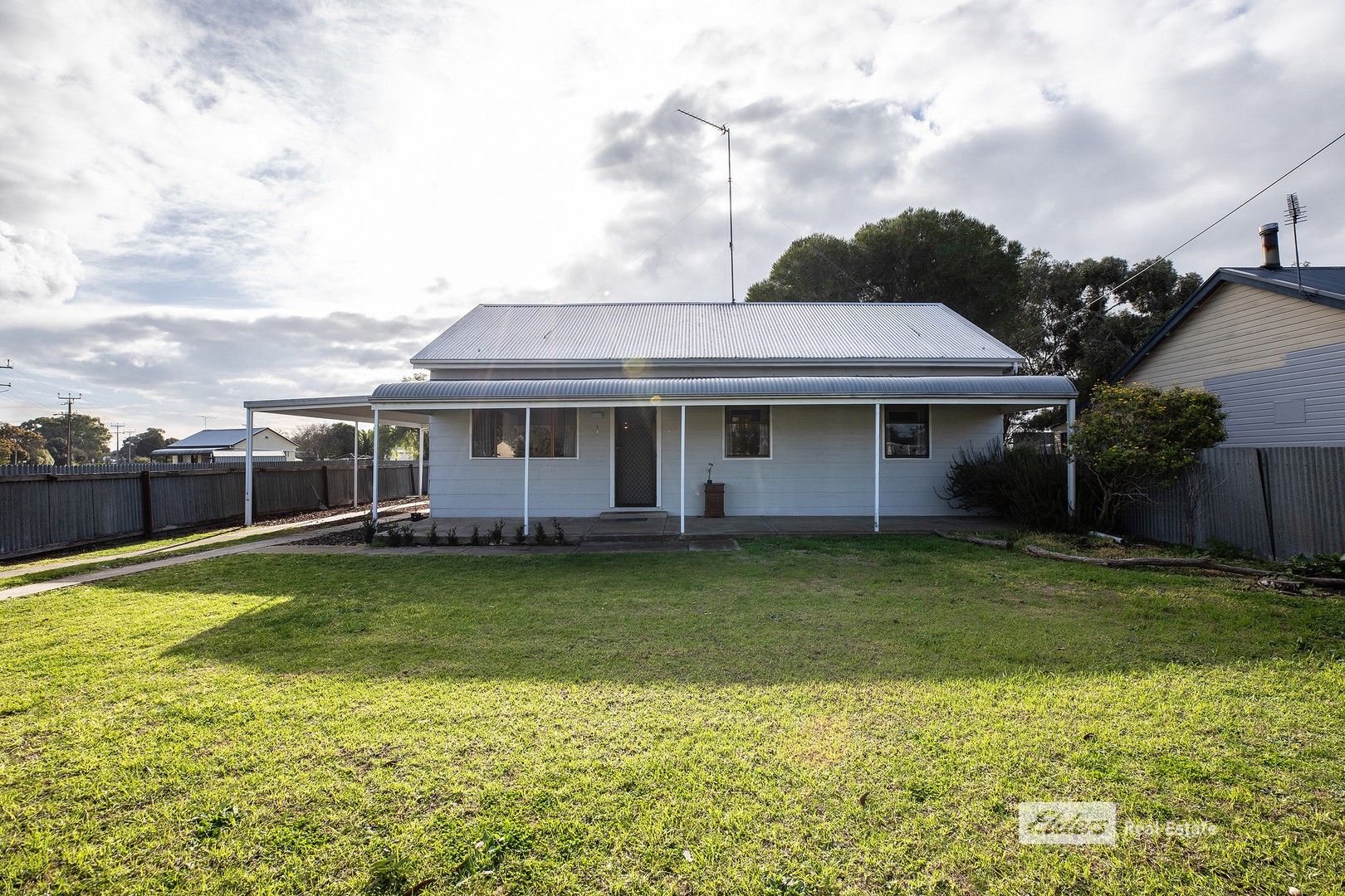 1 Handyside Street, Naracoorte SA 5271, Image 0