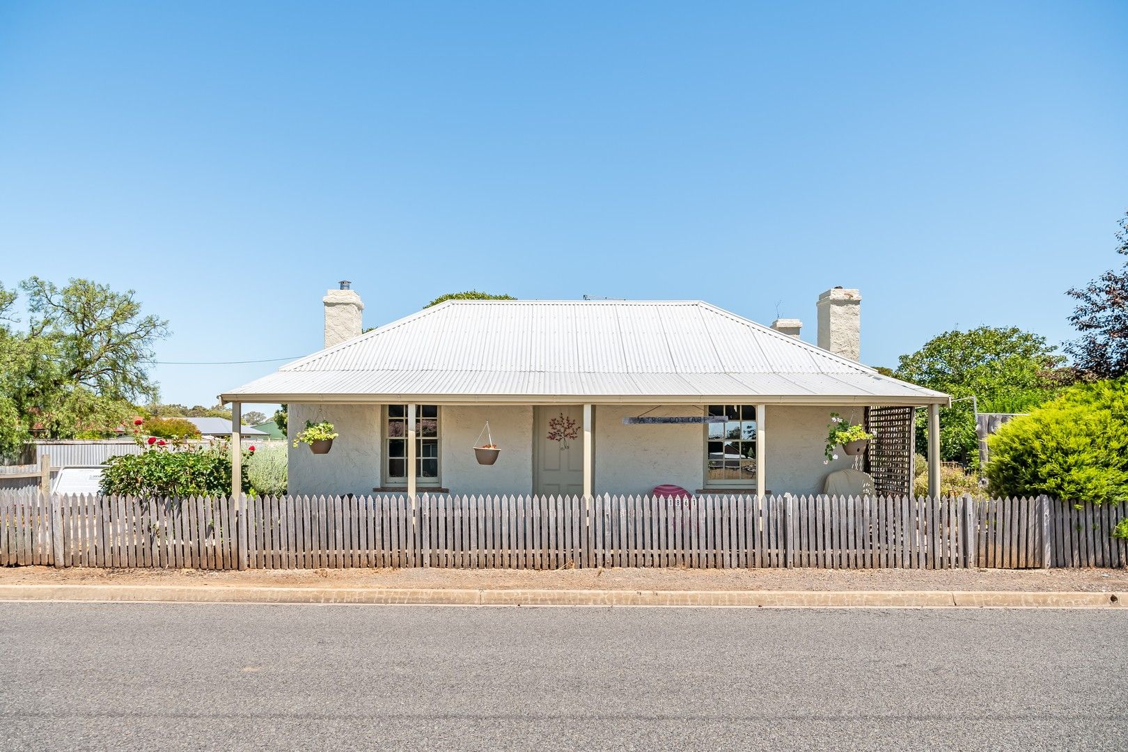 22 Arthur Street, Penola SA 5277, Image 0