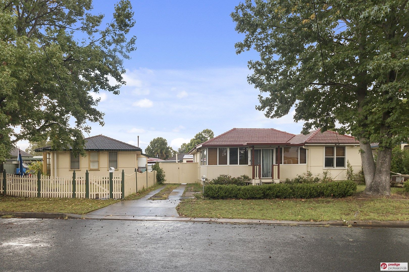 14-16 Brallos Avenue, Holsworthy NSW 2173, Image 0