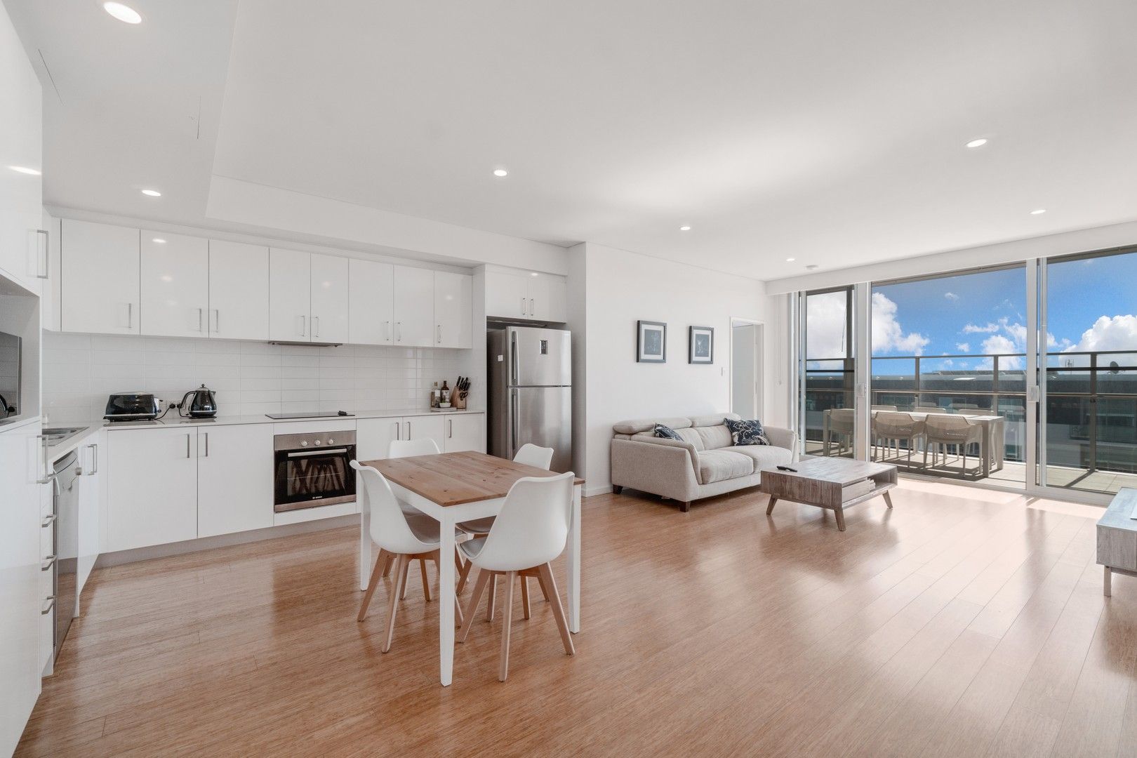 2 bedrooms Apartment / Unit / Flat in 98/35 Hastings Street SCARBOROUGH WA, 6019