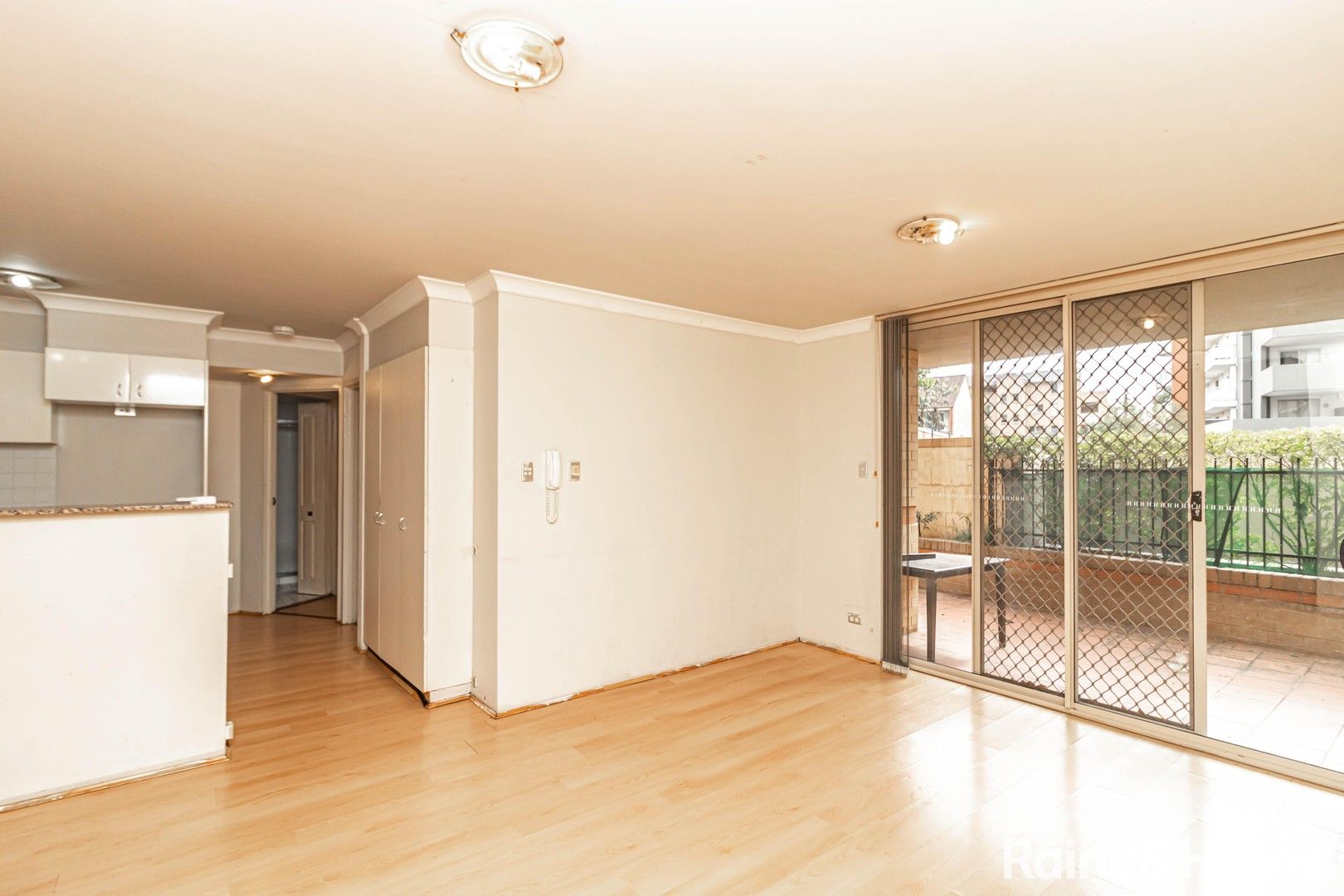 2 bedrooms Apartment / Unit / Flat in 60/18 Sorrell Street PARRAMATTA NSW, 2150