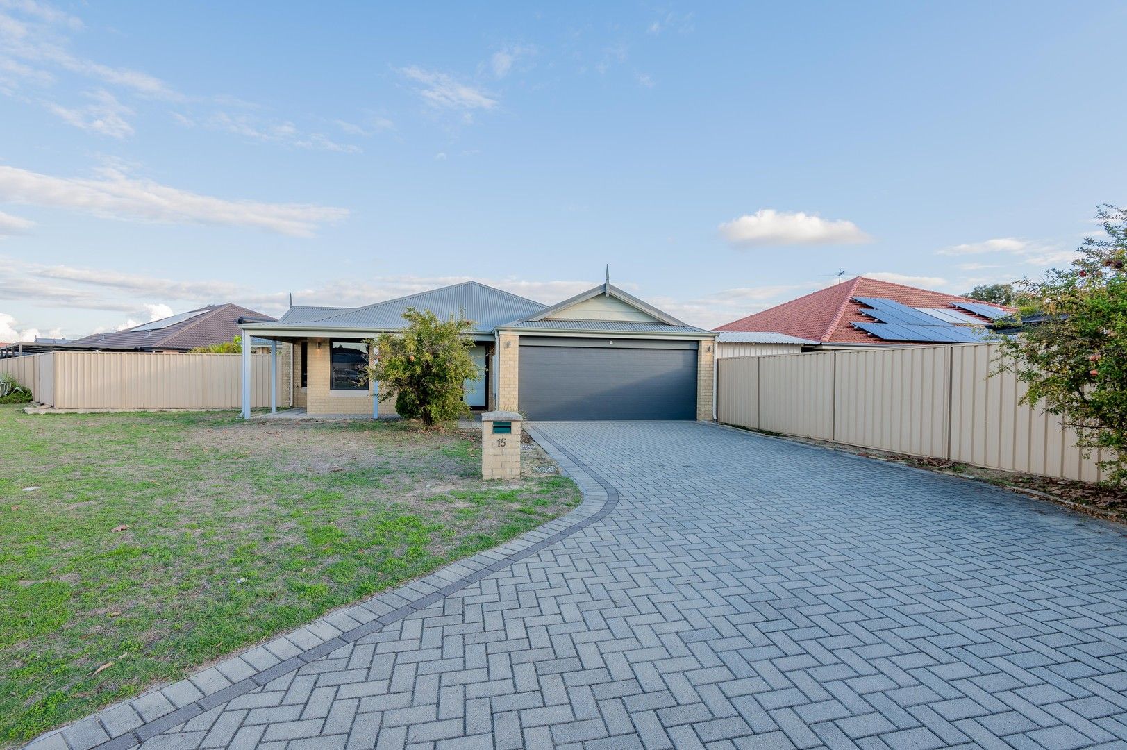 4 bedrooms House in 15 Beauly Parade CANNING VALE WA, 6155