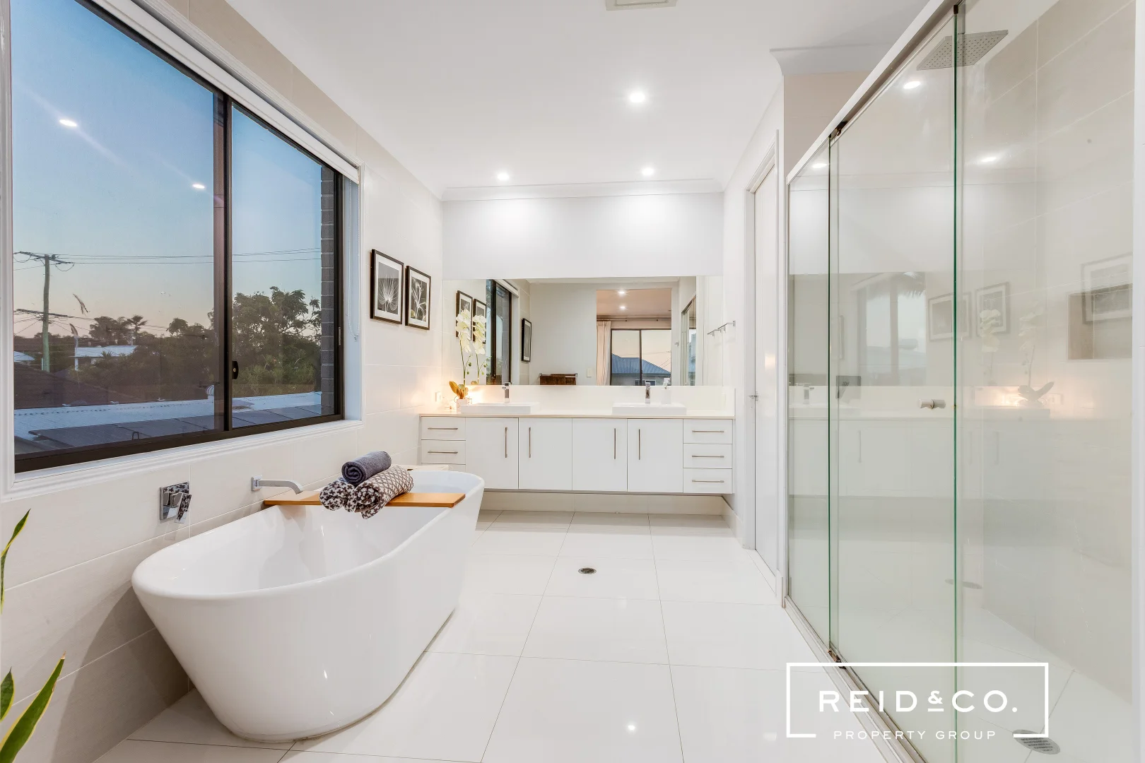 Additional image 17 of 10 Fifth Avenue, Scarborough QLD 4020