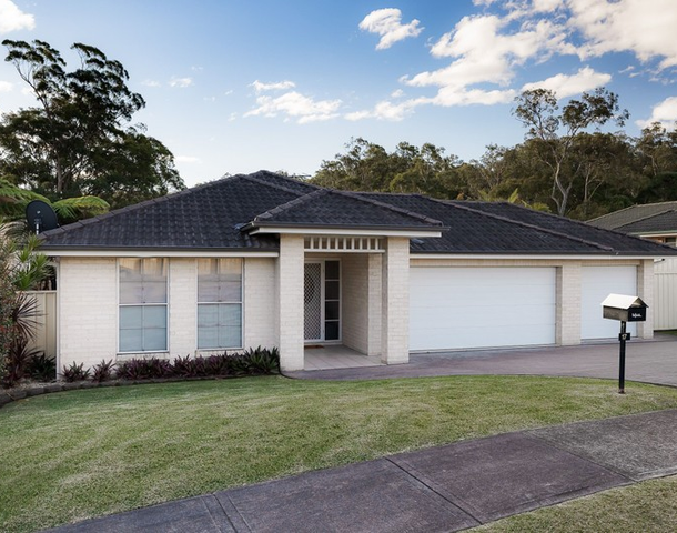 17 Hadlow Drive, Cameron Park NSW 2285