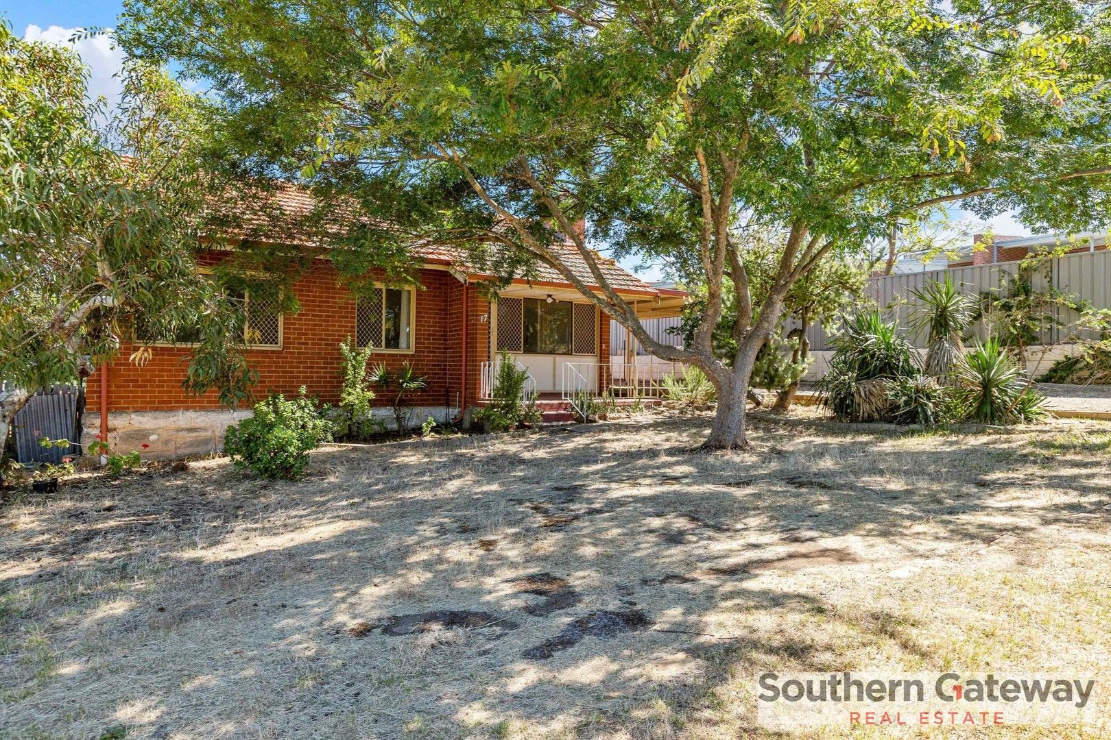 3 bedrooms House in 17 Steward Way ORELIA WA, 6167