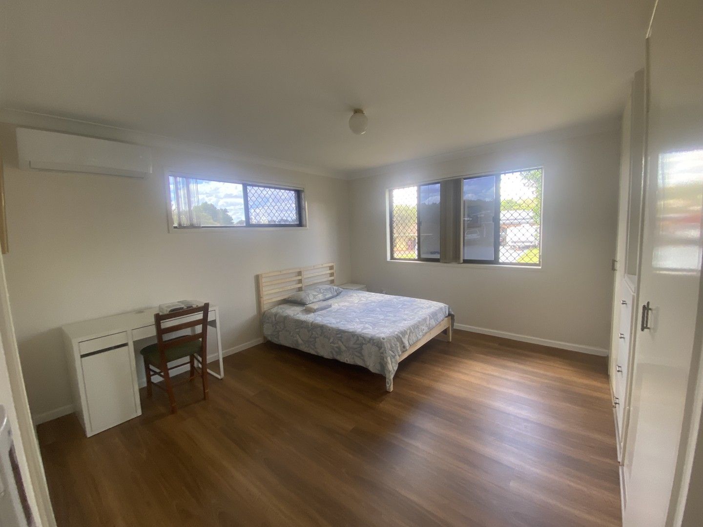 5 bedrooms Apartment / Unit / Flat in 16 Lindberg Street WILSONTON QLD, 4350