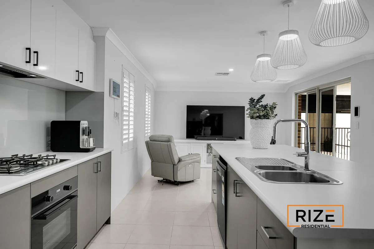 18A Ripplevale Circle, Carramar WA 6031