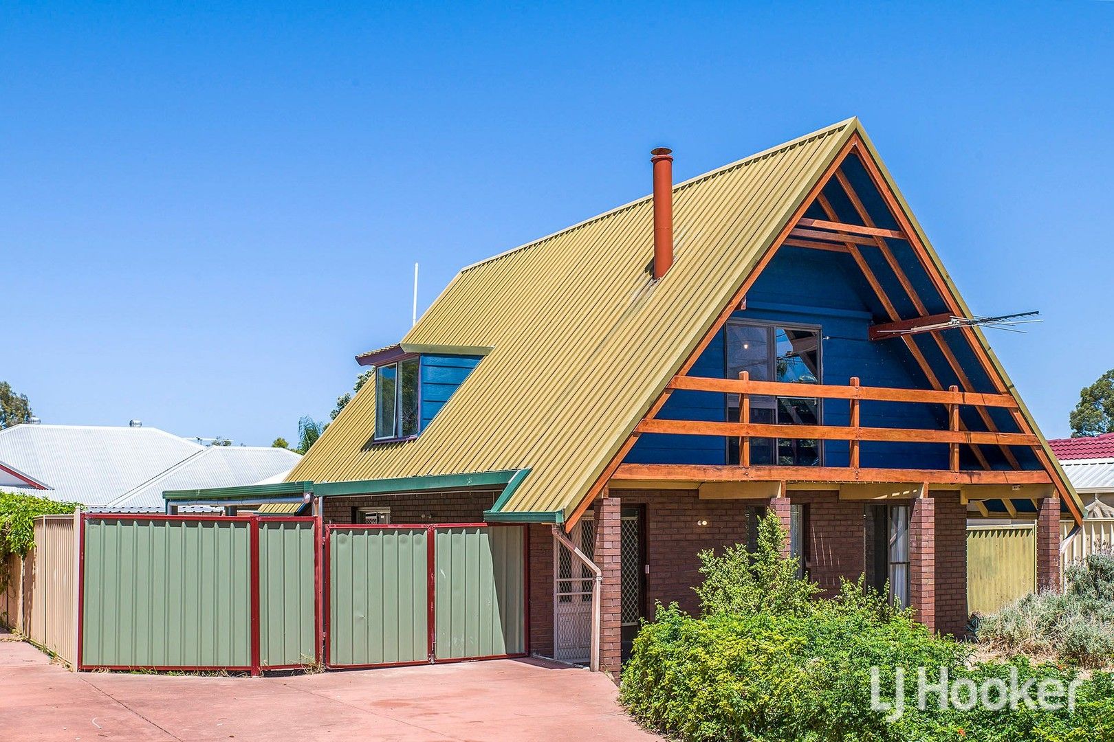 4 bedrooms House in 83A Crandon Street GOSNELLS WA, 6110