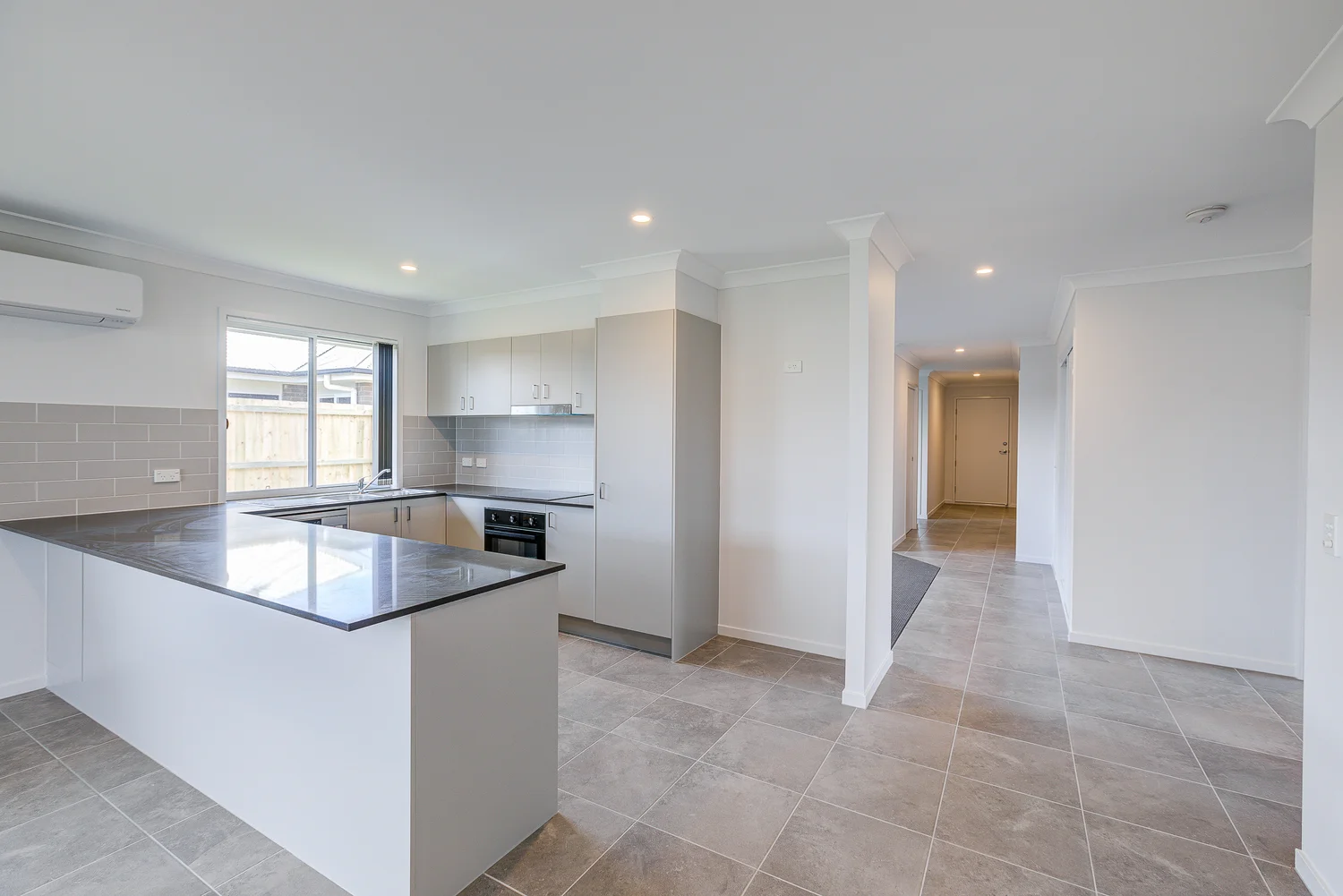 Additional image 2 of 8 Roupell Street, Logan Reserve QLD 4133