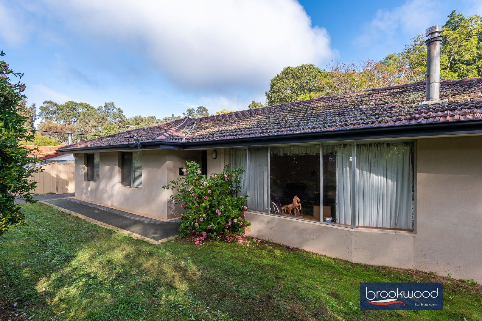 28 Mundaring Weir Road, Mundaring WA 6073, Image 0