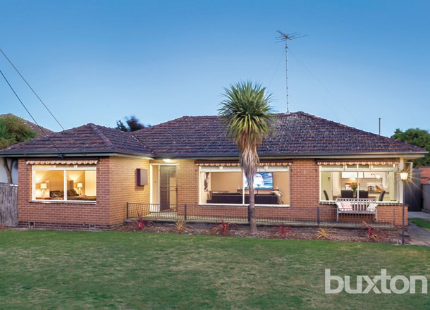 6 Aubrey Street, Wendouree VIC 3355