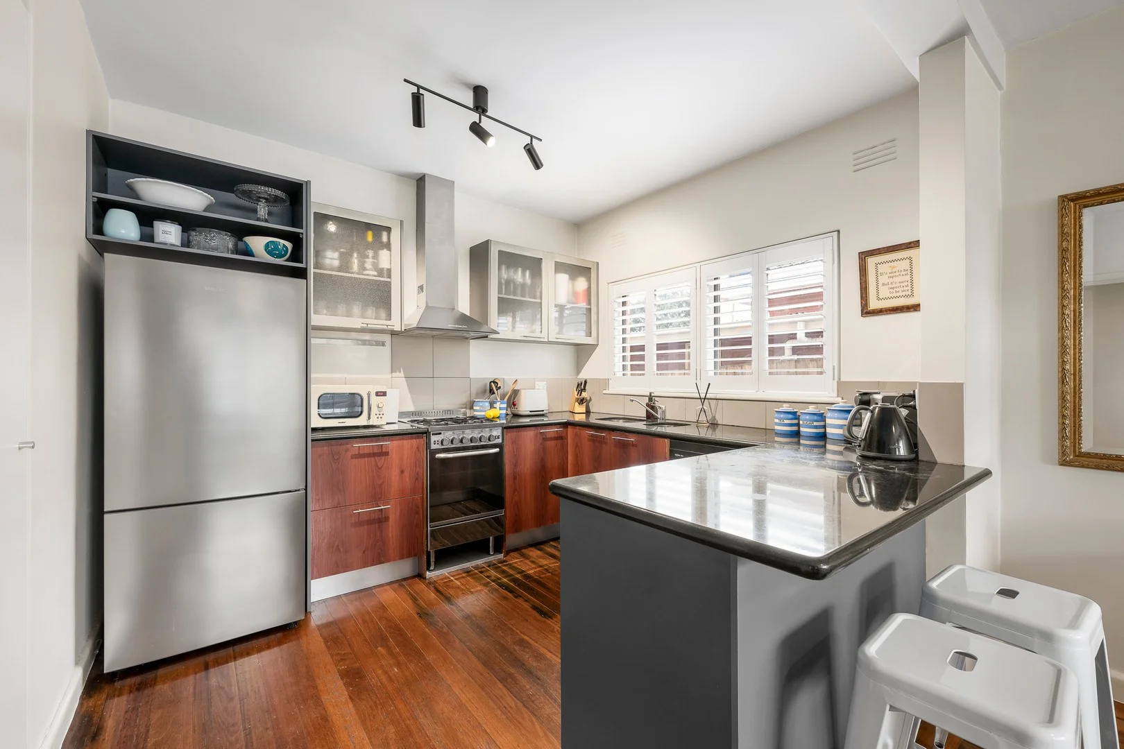 2/246 Union Road, Surrey Hills VIC 3127