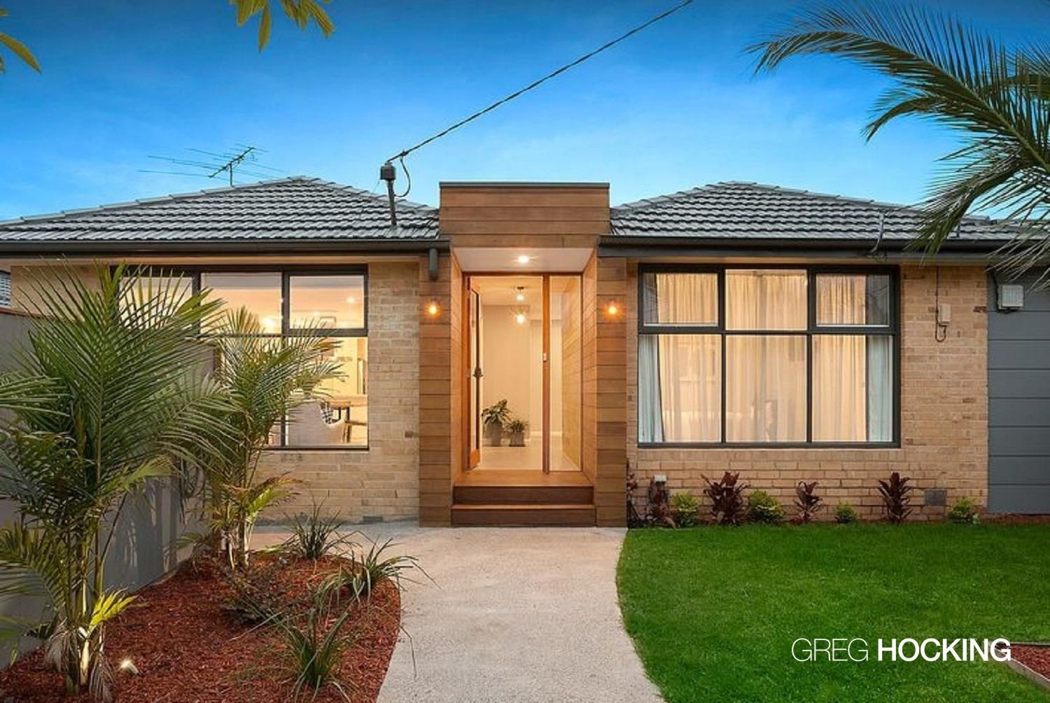 17 Gainsborough Road, Mentone VIC 3194, Image 2