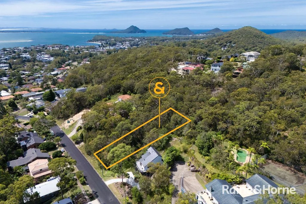 27 Navala Avenue, Nelson Bay NSW 2315