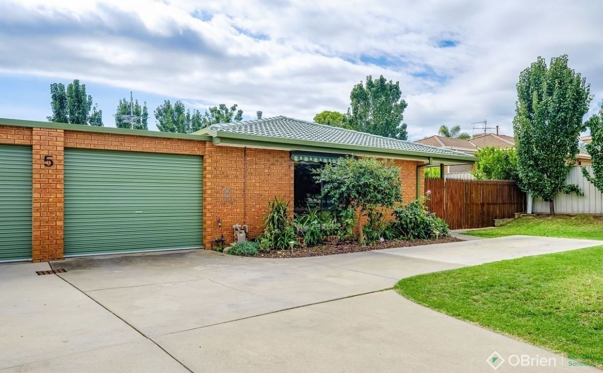 2 bedrooms Apartment / Unit / Flat in 2/5 Eleanore Court WEST WODONGA VIC, 3690