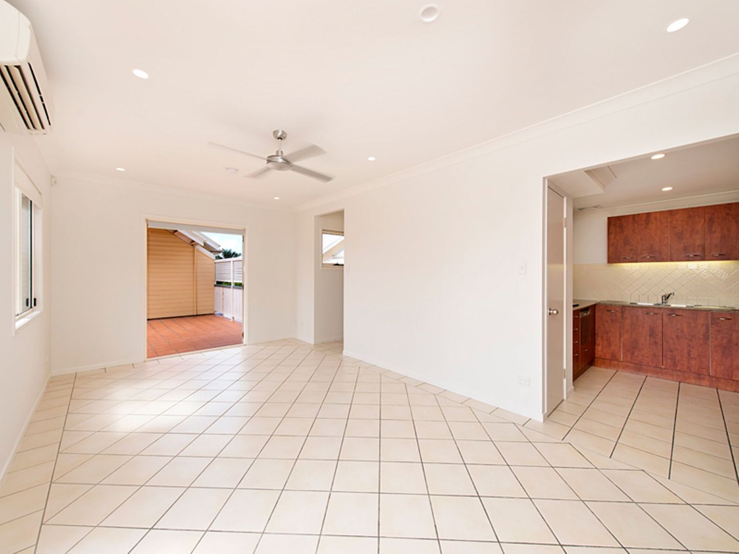 3/24 Parry Street, Bulimba QLD 4171, Image 1