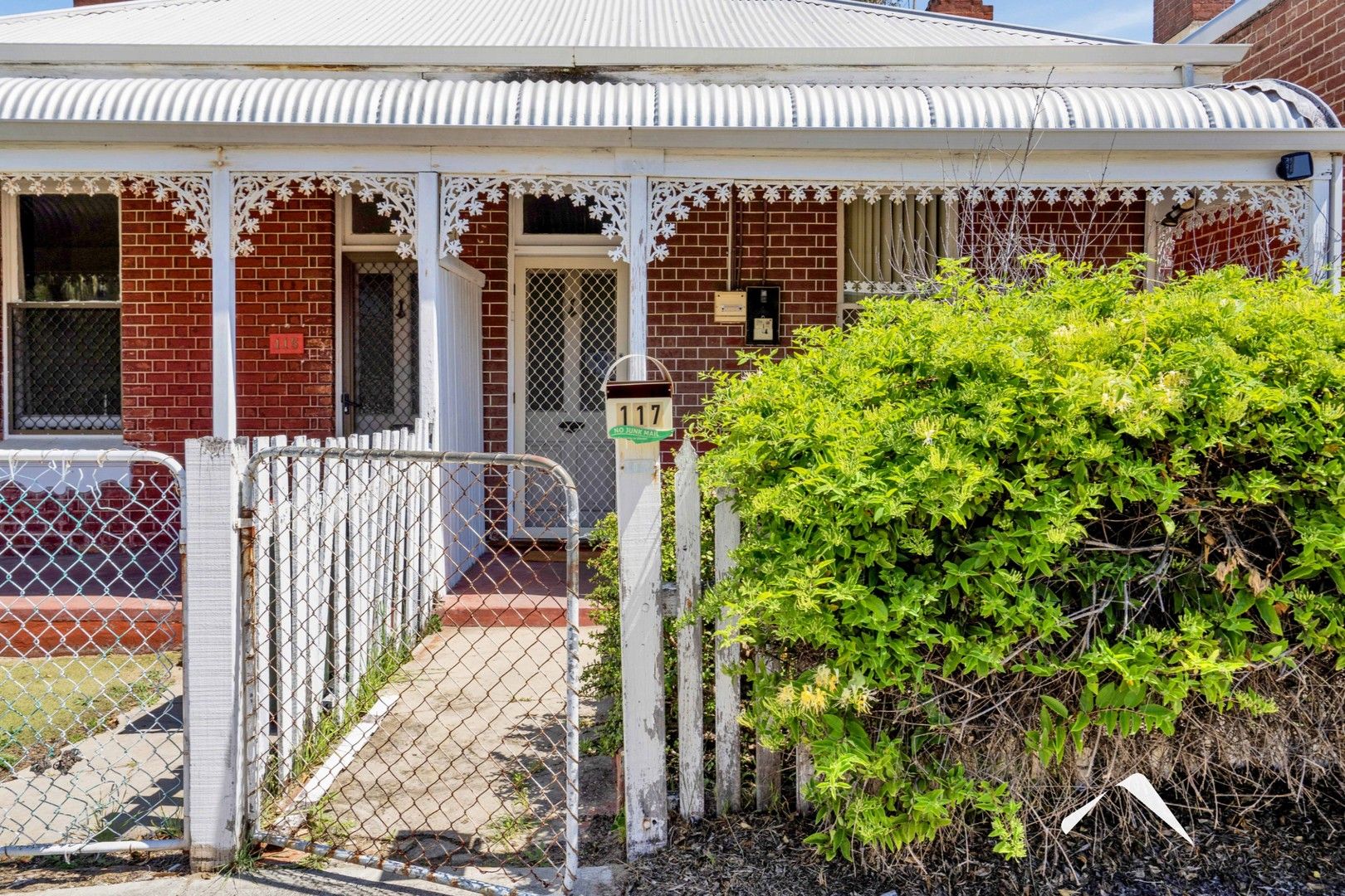 2 bedrooms House in 117 Glendower Street PERTH WA, 6000