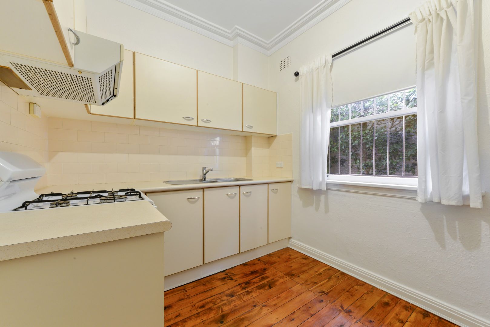 4/37 Melody Street, Coogee NSW 2034, Image 2