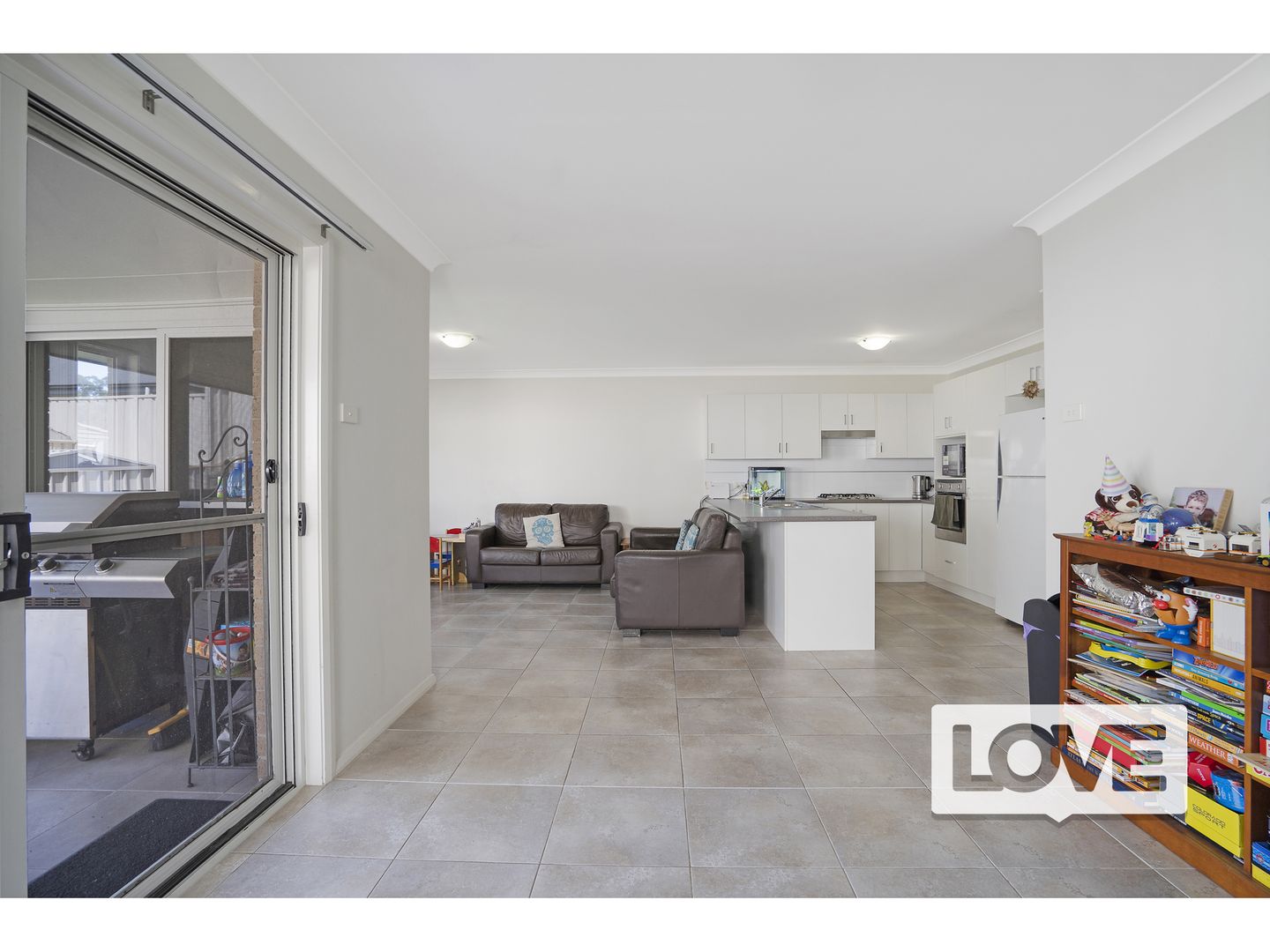 22a Upington Drive, East Maitland NSW 2323, Image 2