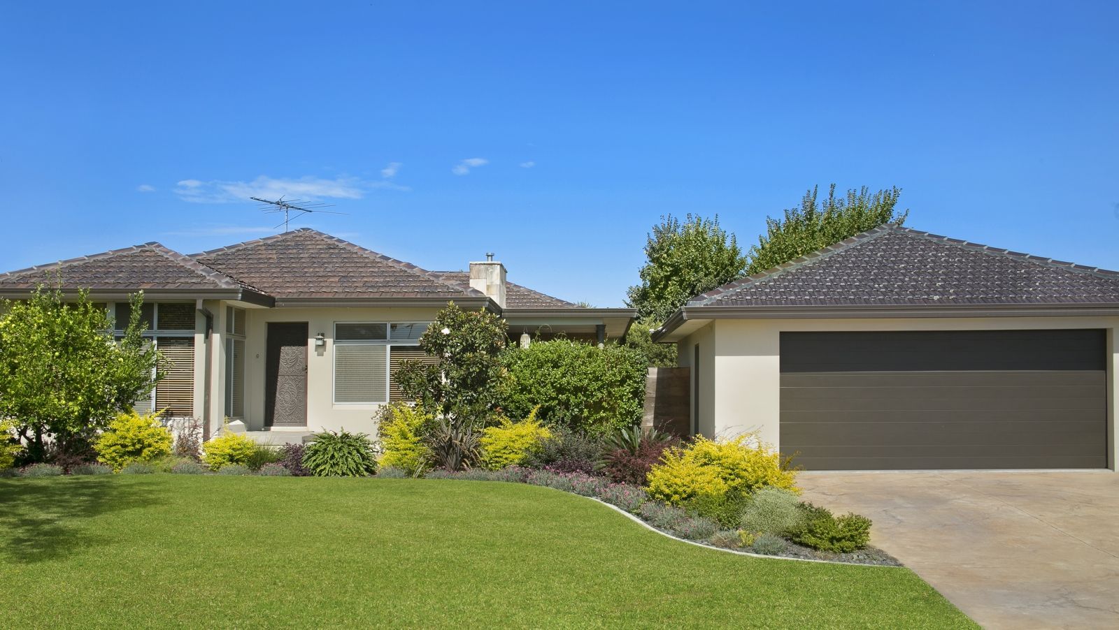 4 Chappel Court, Mount Annan NSW 2567, Image 0