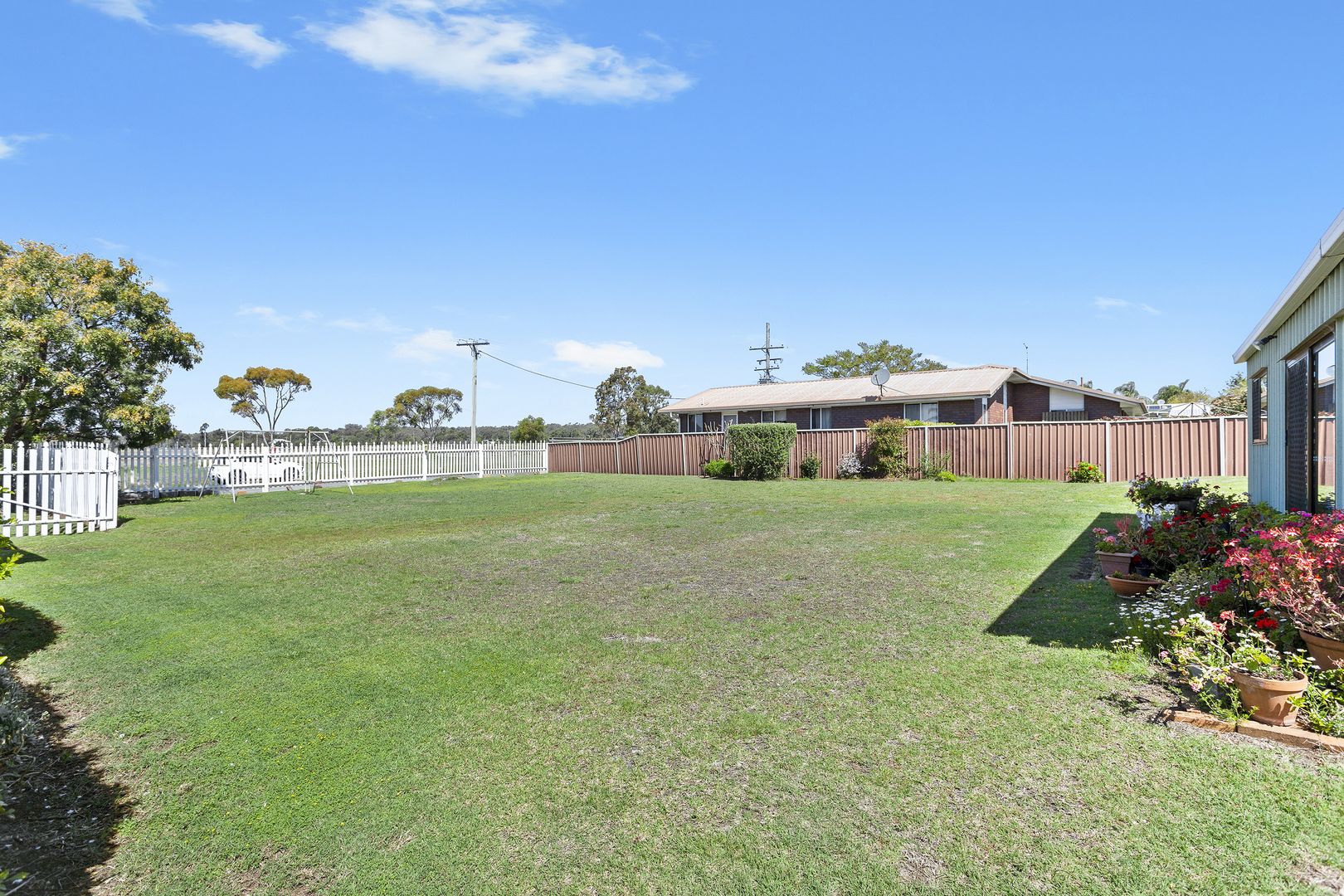 85-87 Hamlyn Road, Oakey QLD 4401, Image 2