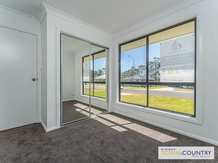 Additional image 7 of 1/17 Sunrise Crescent, Armidale NSW 2350