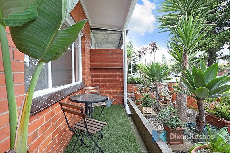 2 bedrooms House in 11 Pickles Street PORT MELBOURNE VIC, 3207