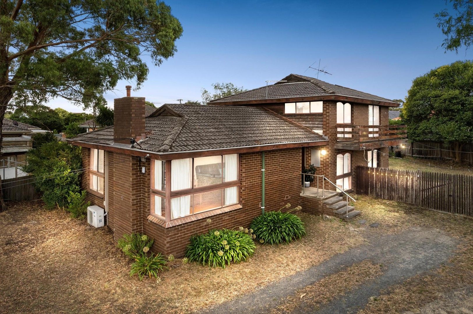 1 Salvana Avenue, Mitcham VIC 3132, Image 0