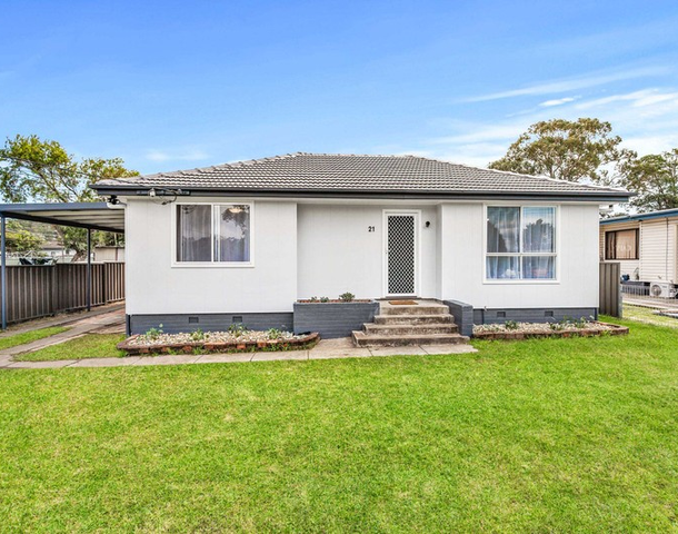 21 Cassia Crescent, Gateshead NSW 2290