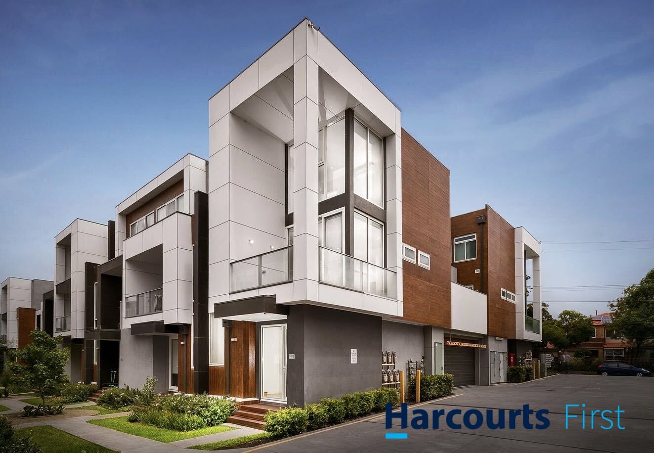 3 bedrooms Townhouse in 10/5 Hay Street BOX HILL SOUTH VIC, 3128