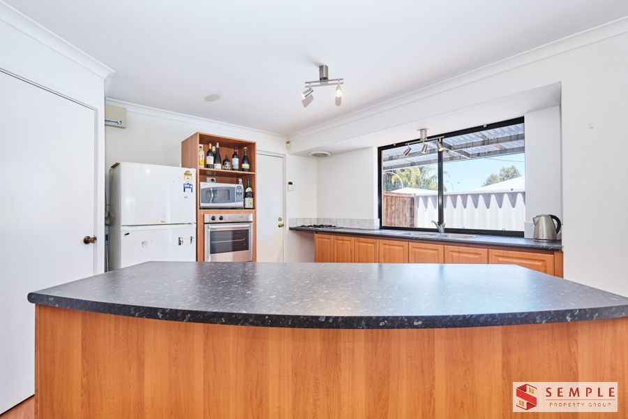 10 Lodge Court, Cockburn Central WA 6164, Image 2