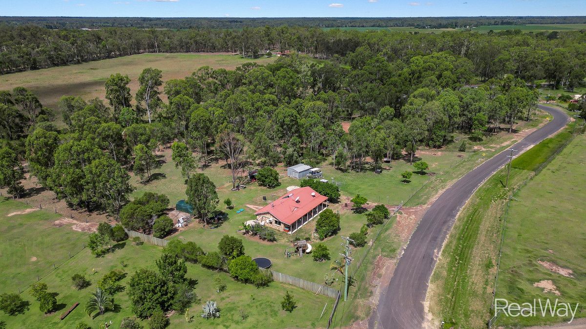 4 bedrooms House in 12 Greg Tobin Court AVONDALE QLD, 4670
