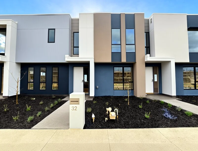 32 Deodar Street, Doveton VIC 3177