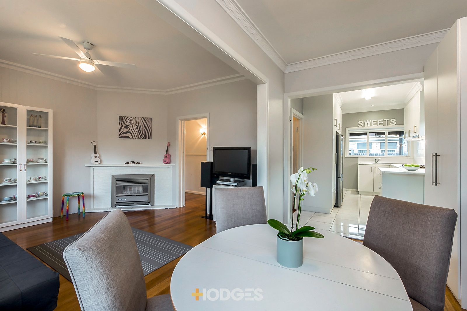 1/10 Matlock Street, Herne Hill VIC 3218, Image 2