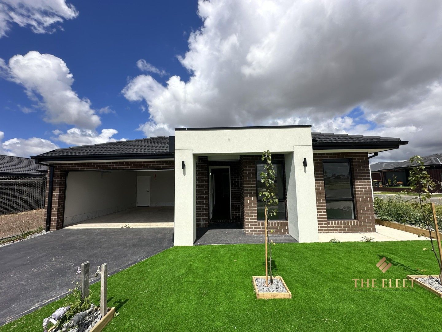 4 bedrooms House in 14 Tathra Road WYNDHAM VALE VIC, 3024