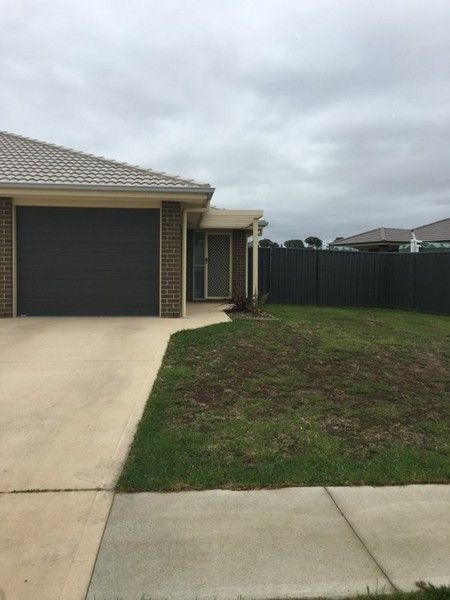 2 bedrooms Duplex in 19A Hunter Street GOULBURN NSW, 2580