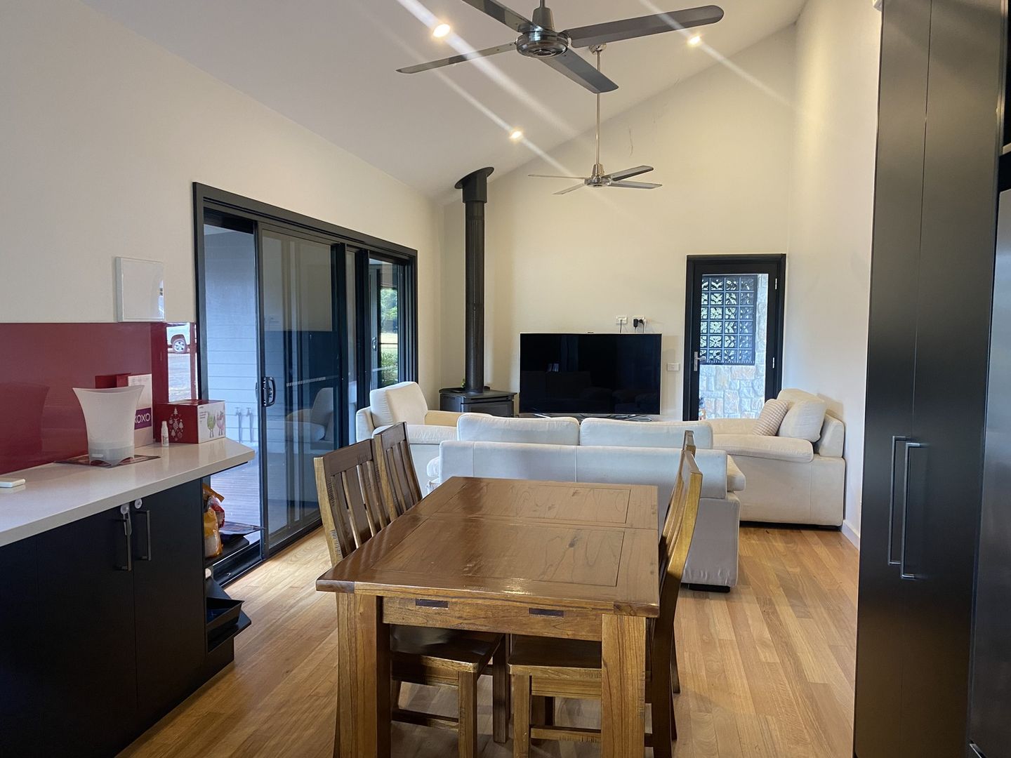 Buxton VIC 3711 2 beds apartment for Rent, 400 per week 16313721