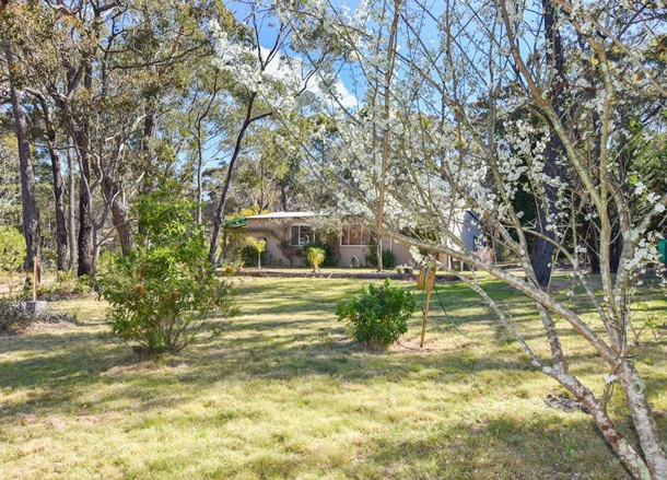 5 Ashley Place, Hill Top NSW 2575