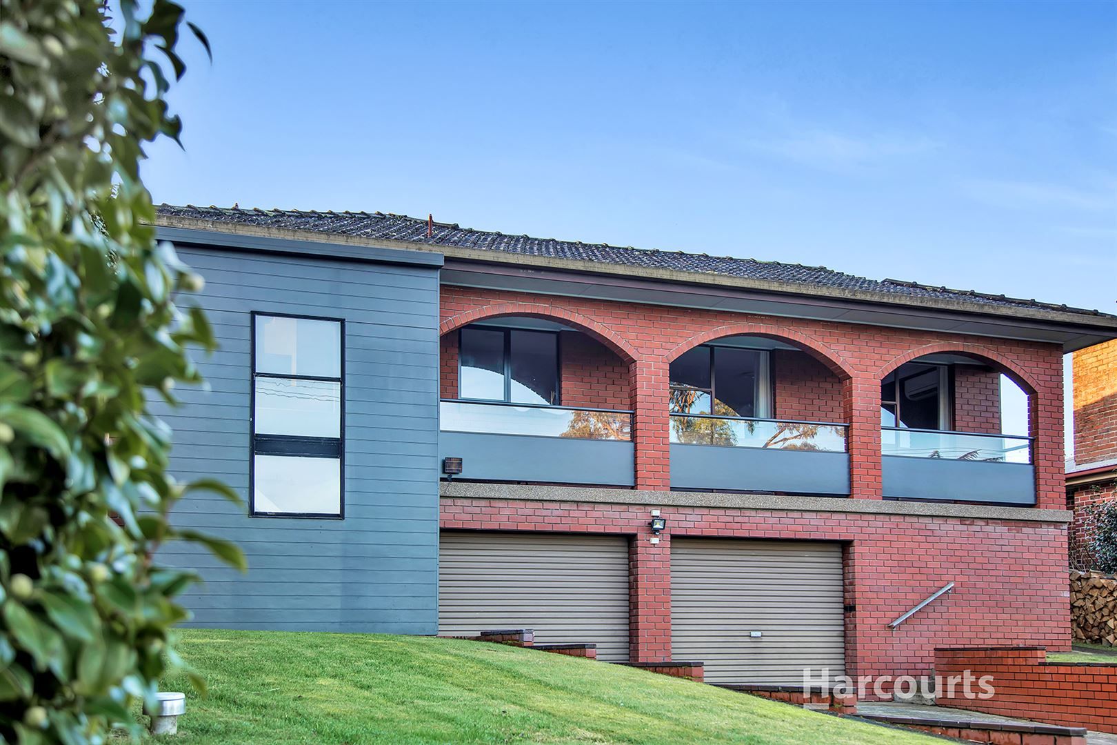 30 River Road, West Ulverstone TAS 7315 Domain
