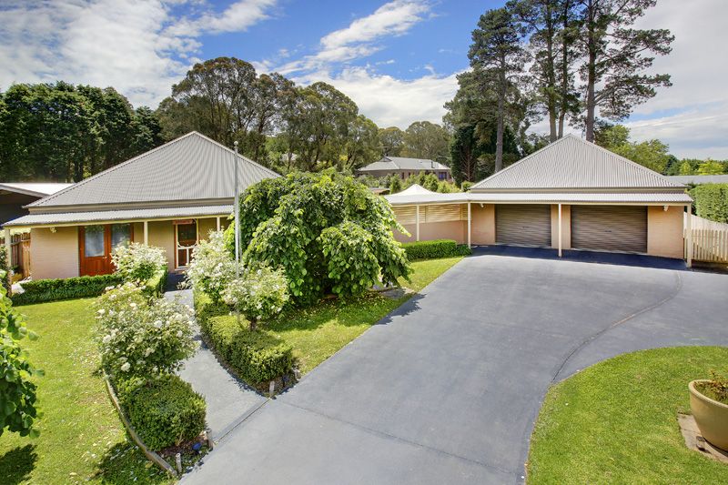 8. Kewarra Place, Moss Vale NSW 2577, Image 0