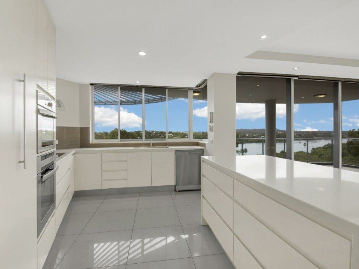 15/2 The Promenade, Boyne Island QLD 4680, Image 1