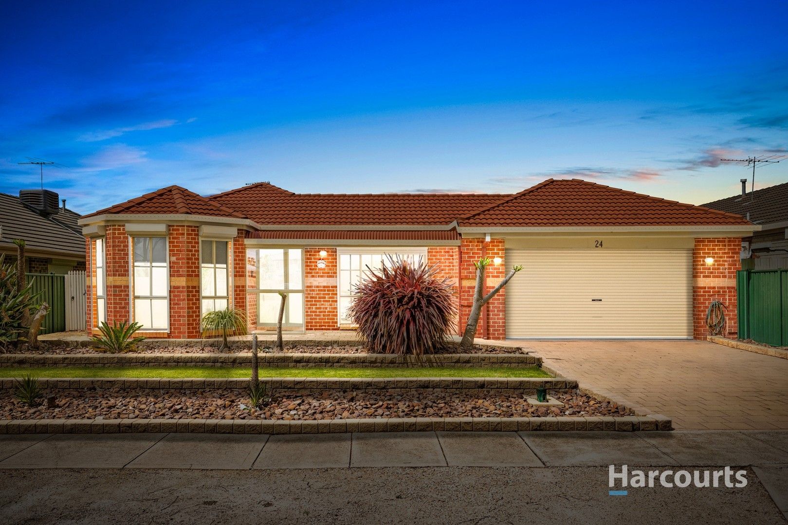 24 Wood Grove, Burnside VIC 3023, Image 0